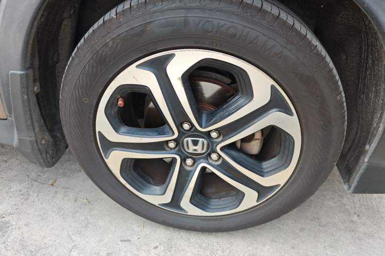 Used Honda XR-V 2015 1.8L VTi CVT Luxury Edition Right Front Wheel Hub