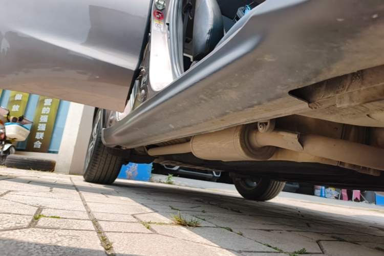 Used Honda XR-V 2015 1.8L EXi CVT Comfort Version Right Side Sill