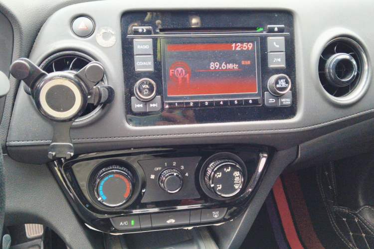 Used Honda XR-V 2015 1.8L EXi CVT Comfort Version Audio And AC Panel
