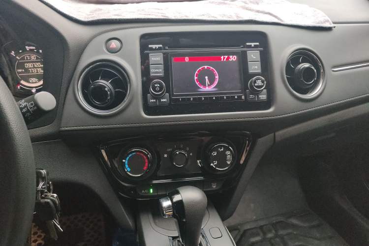 Used Honda XR-V 2015 1.5L LXi CVT Classic Edition Audio And AC Panel