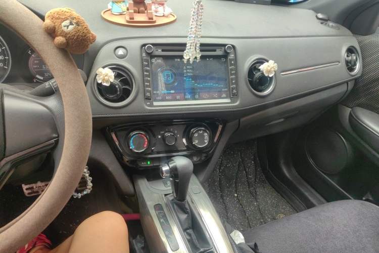 Used Honda XR-V 2015 1.8L EXi CVT Comfort Version Audio And AC Panel