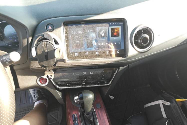 Used Honda XR-V 2015 1.8L VTi CVT Luxury Edition Audio And AC Panel
