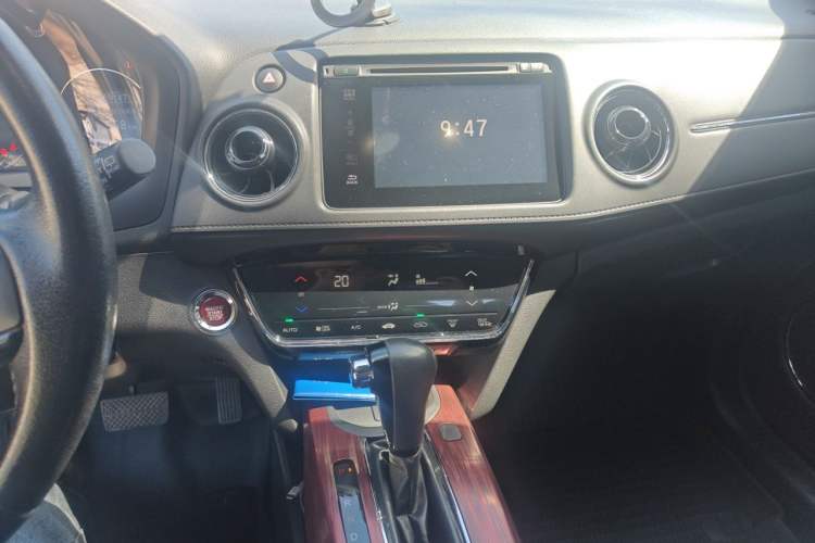 Used Honda XR-V 2015 1.8L VTi CVT Luxury Edition Audio And AC Panel