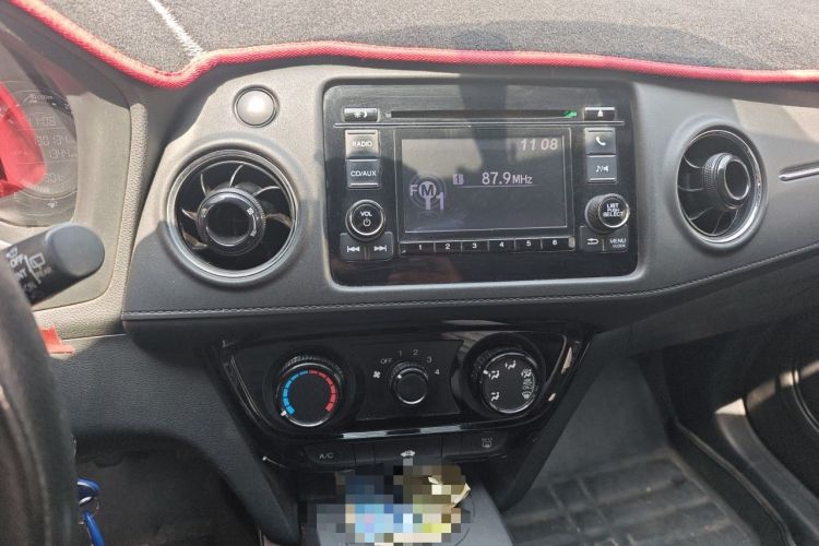 Used Honda XR-V 2015 1.5L LXi Manual Classic Edition Audio And AC Panel