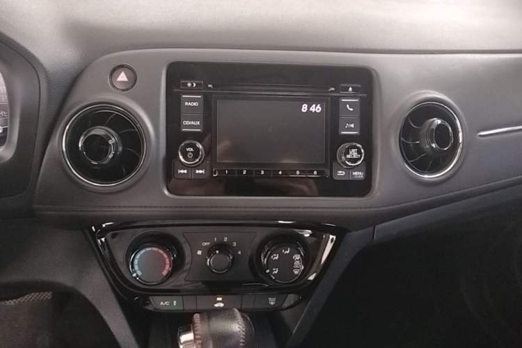 Used Honda XR-V 2015 1.5L LXi CVT Classic Edition Audio And AC Panel
