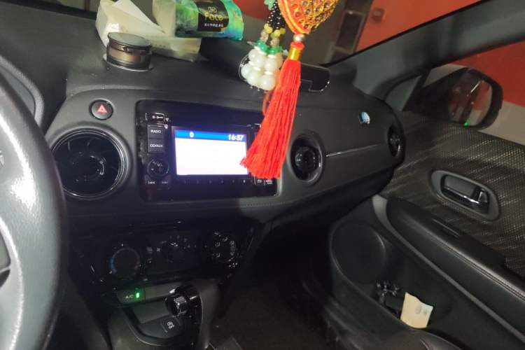 Used Honda XR-V 2015 1.8L EXi CVT Comfort Version Audio And AC Panel