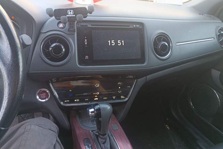 Used Honda XR-V 2015 1.8L VTi CVT Luxury Edition Audio And AC Panel
