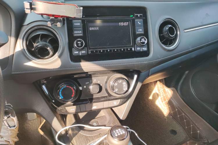 Used Honda XR-V 2015 1.8L EXi Manual Comfort Edition Audio And AC Panel