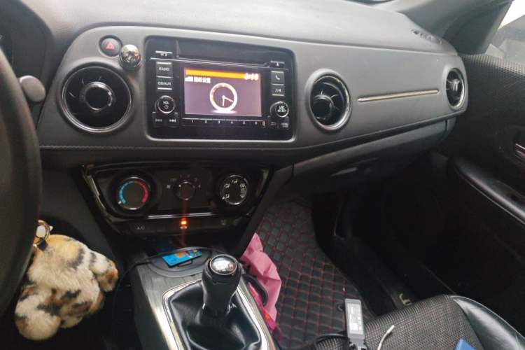 Used Honda XR-V 2015 1.8L EXi Manual Comfort Edition Audio And AC Panel