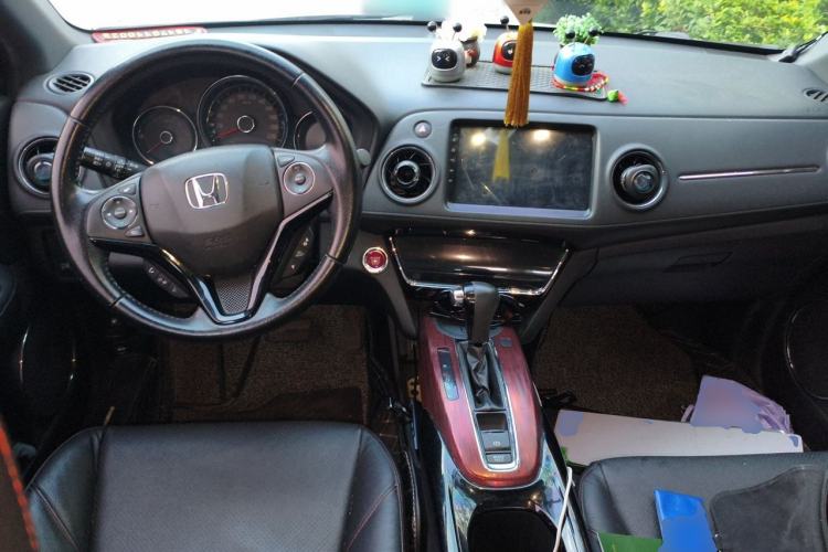 Used Honda XR-V 2015 1.8L VTi CVT Luxury Edition Center Console