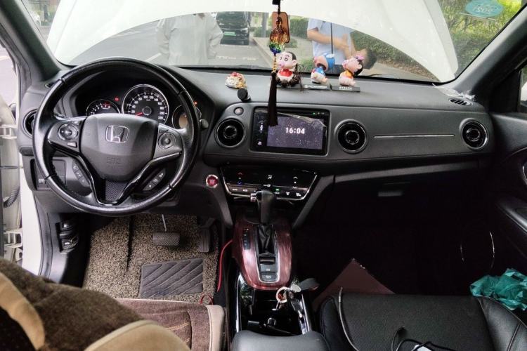 Used Honda XR-V 2015 1.8L VTi CVT Luxury Edition Center Console