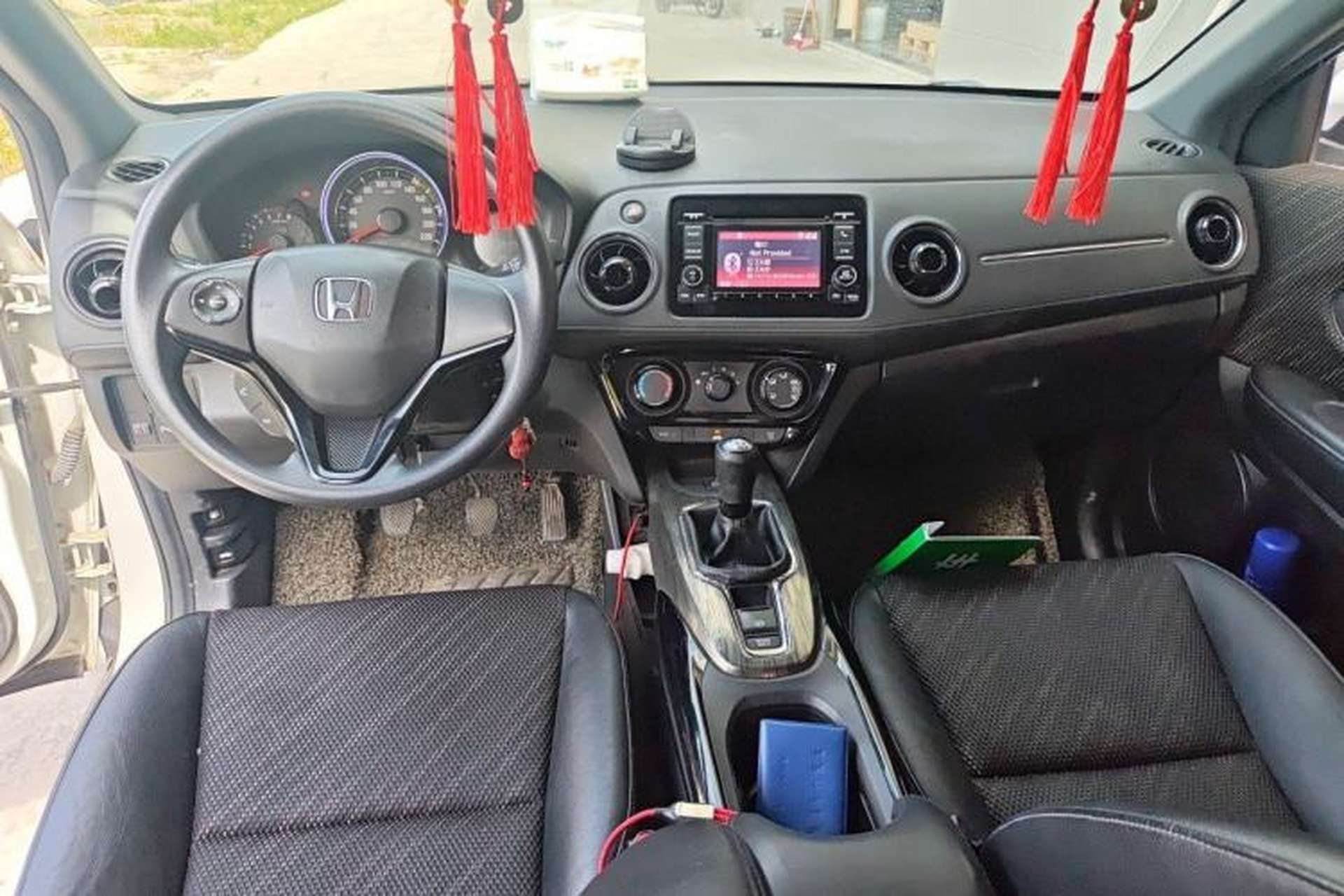 Used Honda XR-V 2015 1.8L EXi Manual Comfort Edition Center Console
