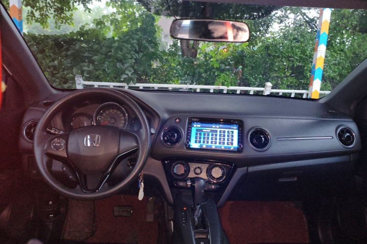 Used Honda XR-V 2015 1.5L LXi CVT Classic Edition Center Console