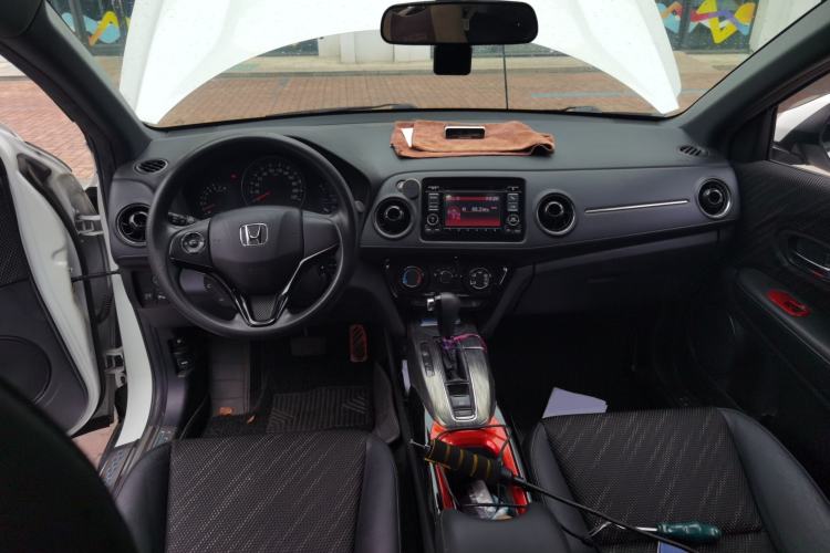 Used Honda XR-V 2015 1.8L EXi CVT Comfort Version Center Console