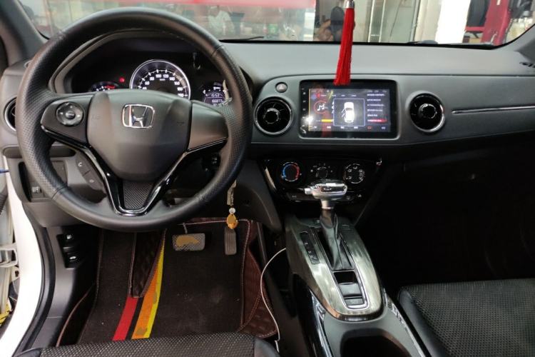 Used Honda XR-V 2015 1.8L EXi CVT Comfort Version Center Console