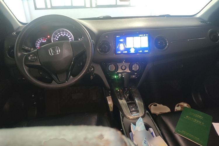 Used Honda XR-V 2015 1.8L EXi CVT Comfort Version Center Console