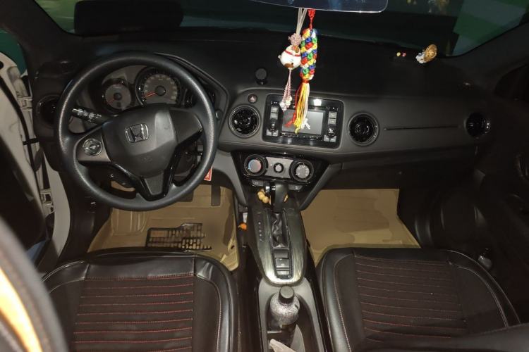 Used Honda XR-V 2015 1.8L EXi CVT Comfort Version Center Console