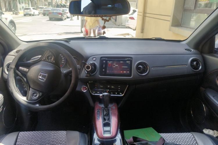 Used Honda XR-V 2015 1.8L VTi CVT Luxury Edition Center Console