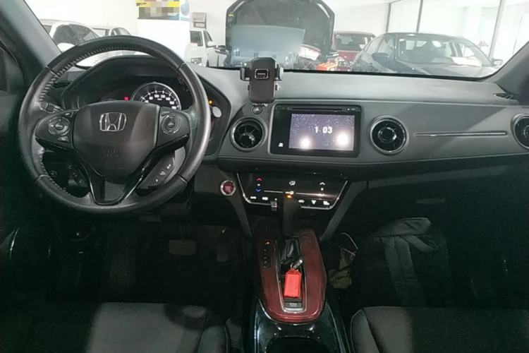 Used Honda XR-V 2015 1.8L VTi CVT Luxury Edition Center Console