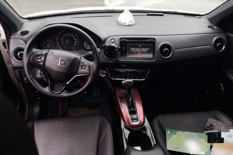 Used Honda XR-V 2015 1.8L VTi CVT Luxury Edition Center Console