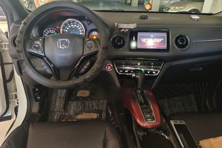 Used Honda XR-V 2015 1.8L VTi CVT Luxury Edition Center Console
