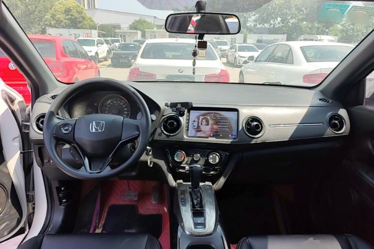 Used Honda XR-V 2015 1.8L EXi CVT Comfort Version Center Console
