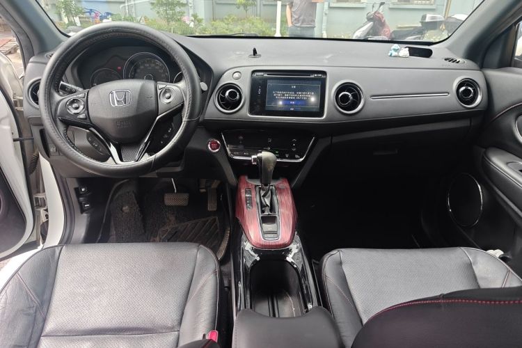 Used Honda XR-V 2015 1.8L VTi CVT Luxury Edition Center Console