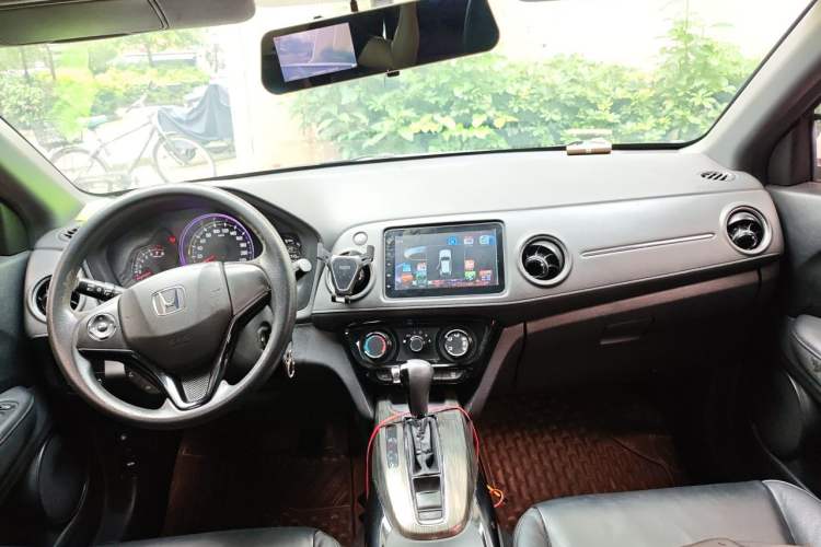 Used Honda XR-V 2015 1.8L EXi CVT Comfort Version Center Console