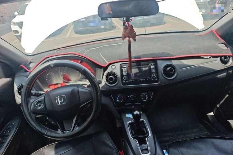 Used Honda XR-V 2015 1.5L LXi Manual Classic Edition Center Console