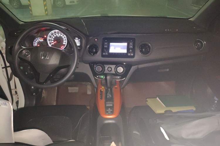 Used Honda XR-V 2015 1.8L EXi CVT Comfort Version Center Console