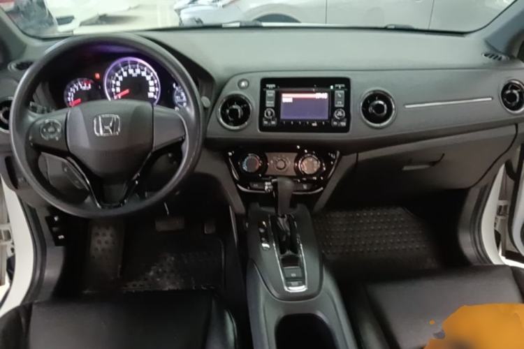 Used Honda XR-V 2015 1.5L LXi CVT Classic Edition Center Console