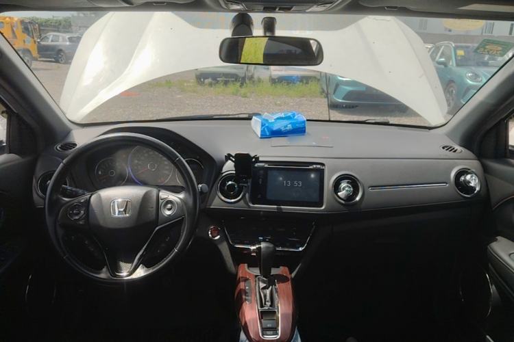 Used Honda XR-V 2015 1.8L VTi CVT Luxury Edition Center Console