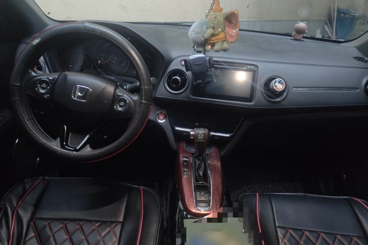 Used Honda XR-V 2015 1.8L VTi CVT Luxury Edition Center Console