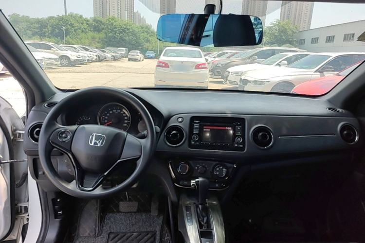 Used Honda XR-V 2015 1.8L EXi CVT Comfort Version Center Console