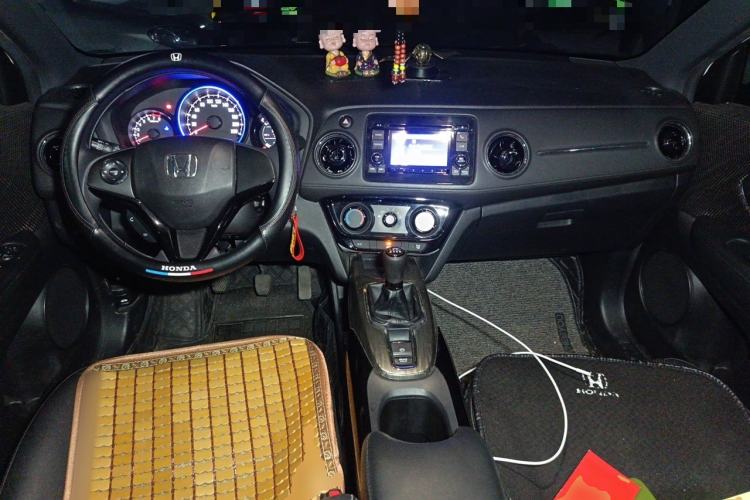 Used Honda XR-V 2015 1.8L EXi Manual Comfort Edition Center Console
