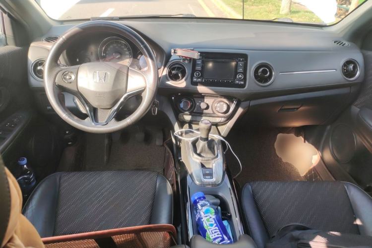 Used Honda XR-V 2015 1.8L EXi Manual Comfort Edition Center Console