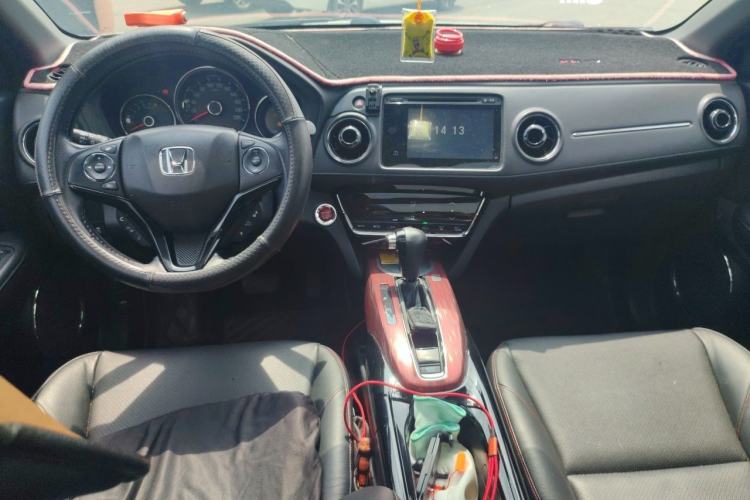 Used Honda XR-V 2015 1.8L VTi CVT Luxury Edition Center Console
