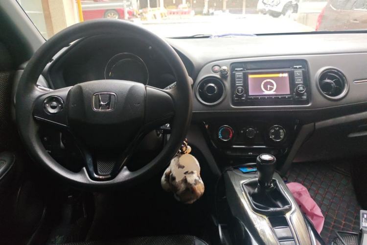 Used Honda XR-V 2015 1.8L EXi Manual Comfort Edition Center Console