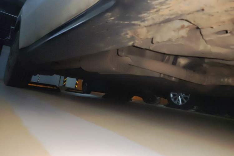 Used Honda XR-V 2015 1.8L EXi CVT Comfort Version Chassis Front Right