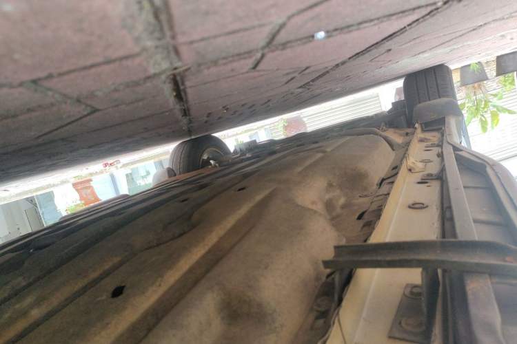 Used Honda XR-V 2015 1.5L LXi Manual Classic Edition Chassis Rear Left