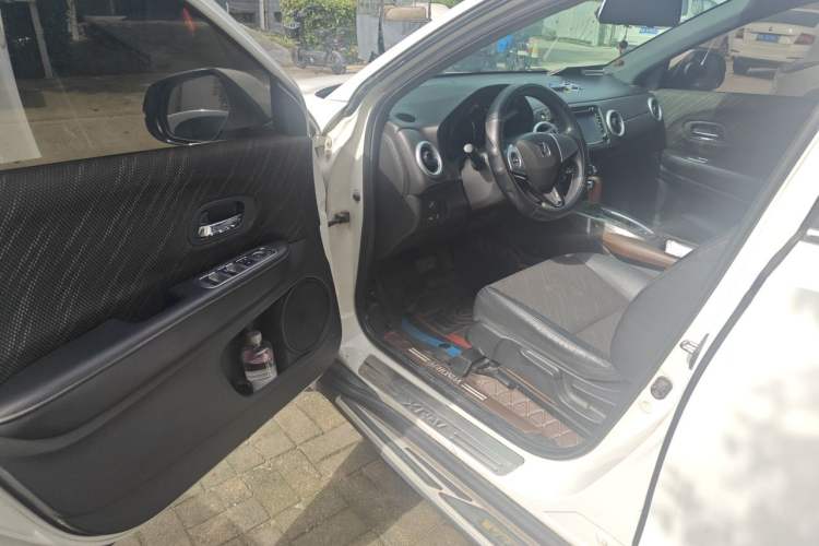 Used Honda XR-V 2015 1.8L EXi CVT Comfort Version Driver Seat