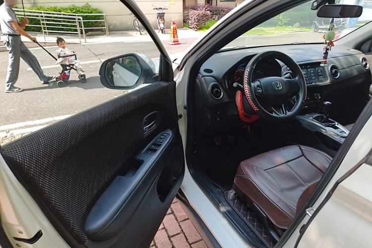 Used Honda XR-V 2015 1.8L EXi Manual Comfort Edition Driver Seat
