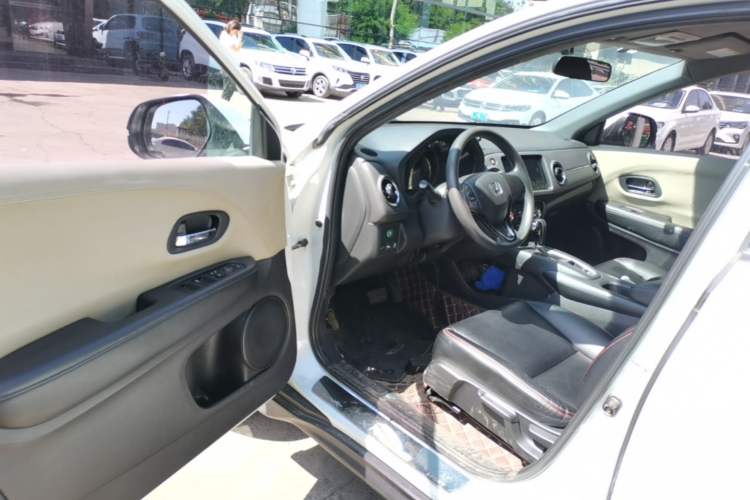 Used Honda XR-V 2015 1.5L LXi CVT Classic Edition Driver Seat