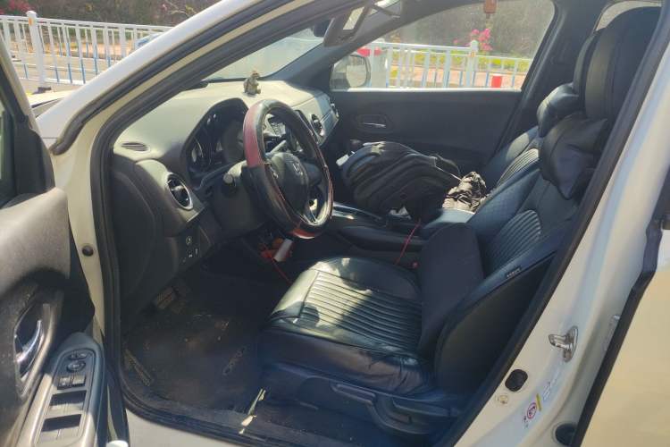 Used Honda XR-V 2015 1.5L LXi CVT Classic Edition Driver Seat