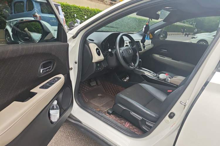 Used Honda XR-V 2015 1.8L EXi CVT Comfort Version Driver Seat