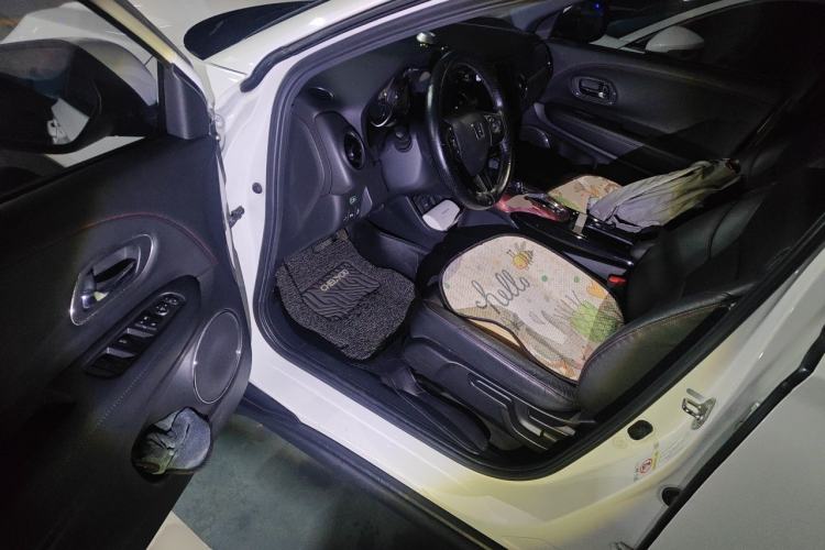 Used Honda XR-V 2015 1.8L VTi CVT Luxury Edition Driver Seat