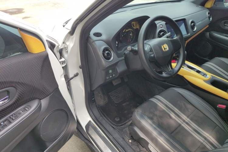 Used Honda XR-V 2015 1.5L LXi CVT Classic Edition Driver Seat