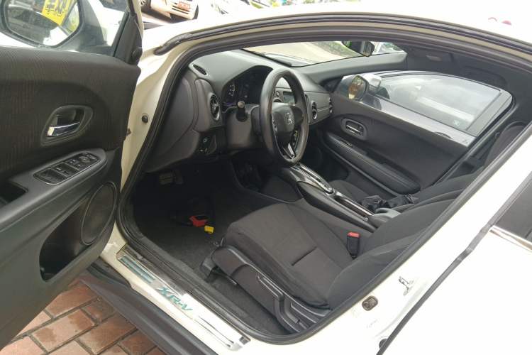Used Honda XR-V 2015 1.5L LXi CVT Classic Edition Driver Seat
