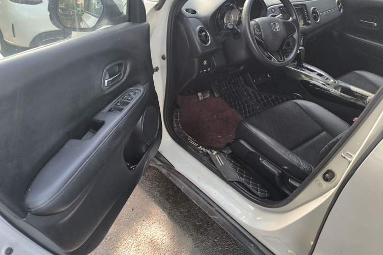 Used Honda XR-V 2015 1.8L EXi CVT Comfort Version Driver Seat