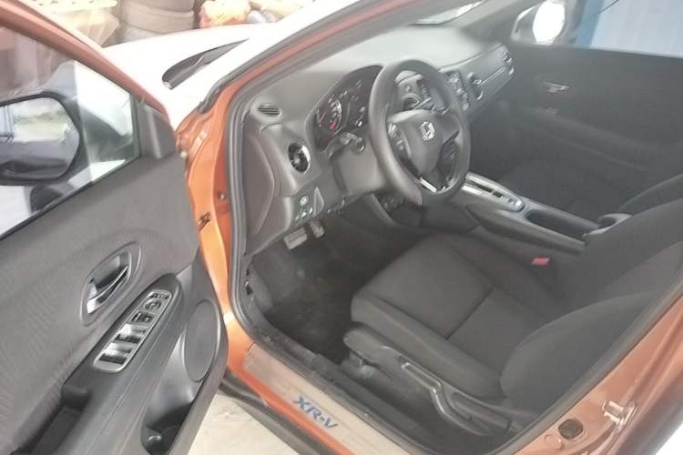 Used Honda XR-V 2015 1.5L LXi CVT Classic Edition Driver Seat